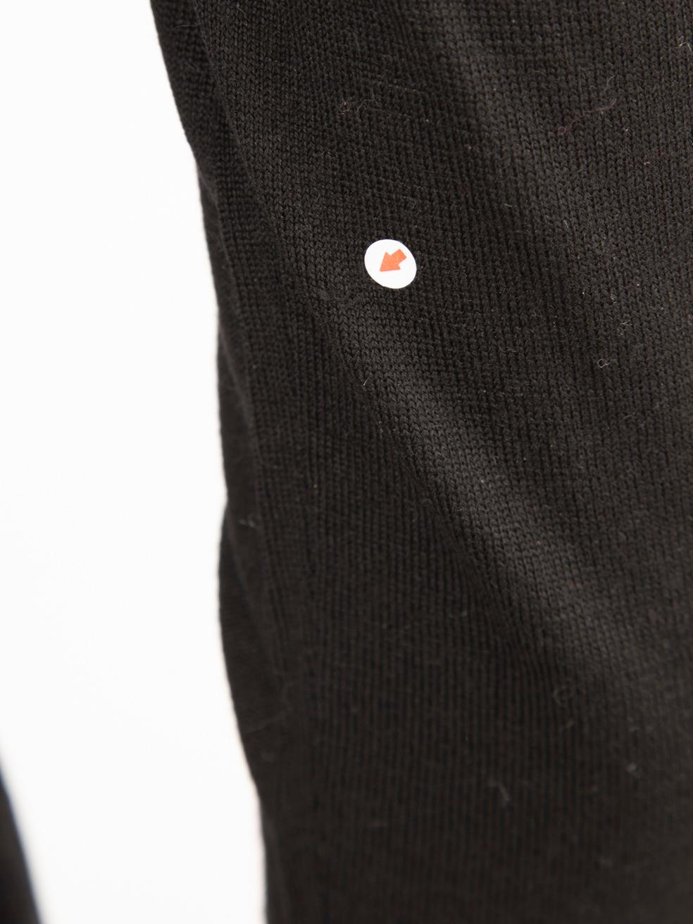 Top à col orné en tricot noir Burberry Taille M en vente 1