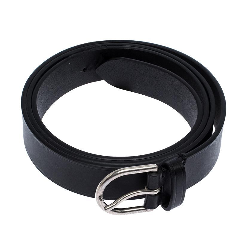 Burberry Black Leather Alex Buckle Belt 100CM In Excellent Condition In Dubai, Al Qouz 2