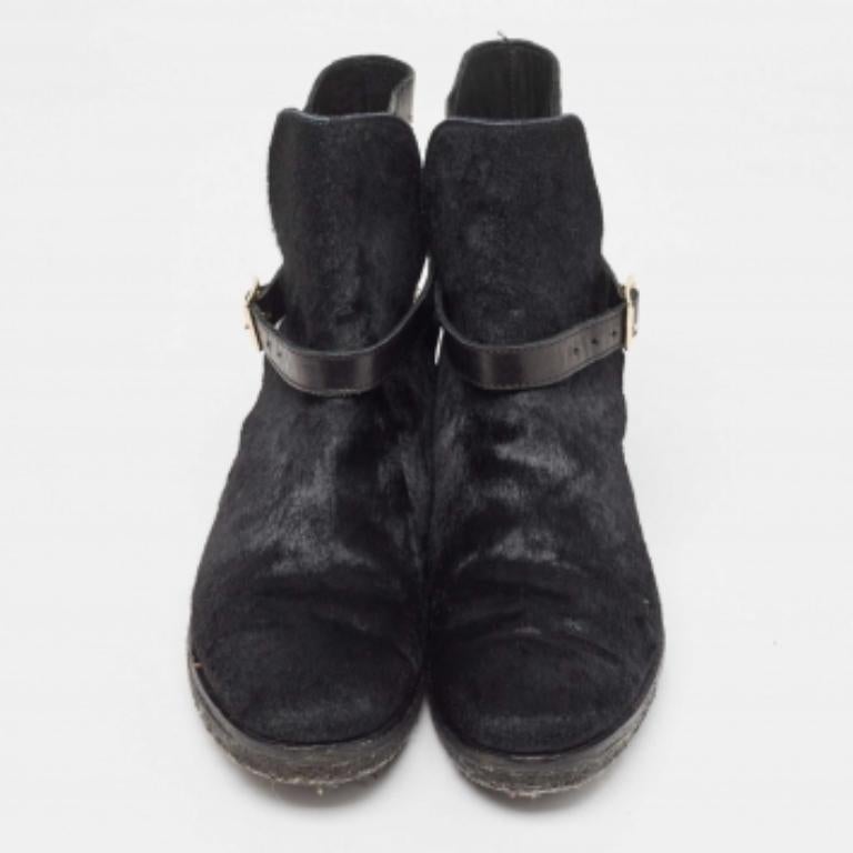 Botines Burberry de piel negra y pelo de becerro con tachuelas talla 38 en Bueno Estado en Dubai, Al Qouz 2