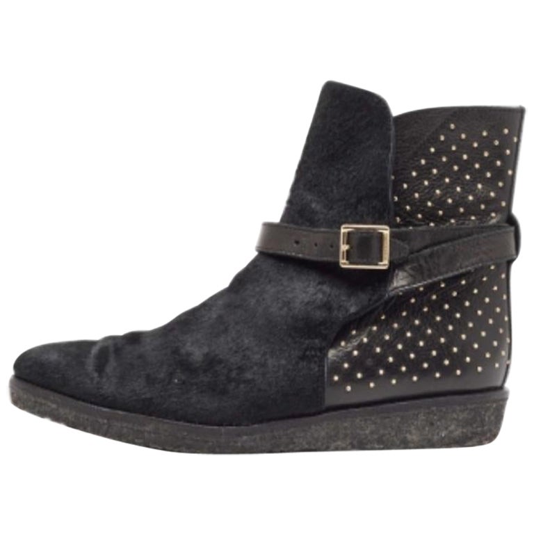 Botines Burberry de piel negra y pelo de becerro con tachuelas talla 38