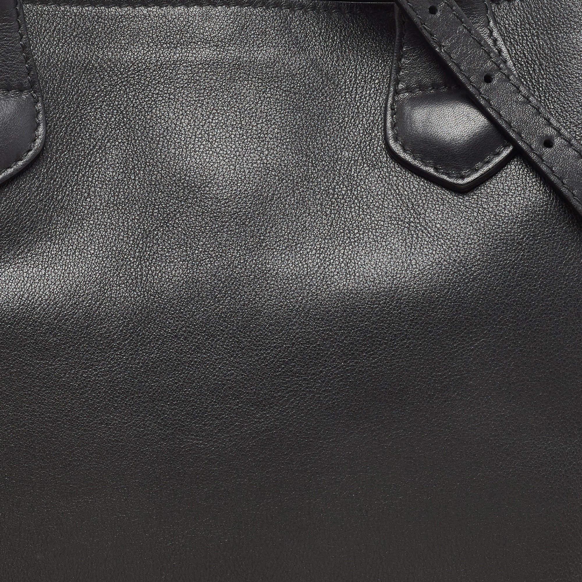 Burberry Medium Banner-Tasche aus schwarzem Leder und kariertem House Check-Stoff 8