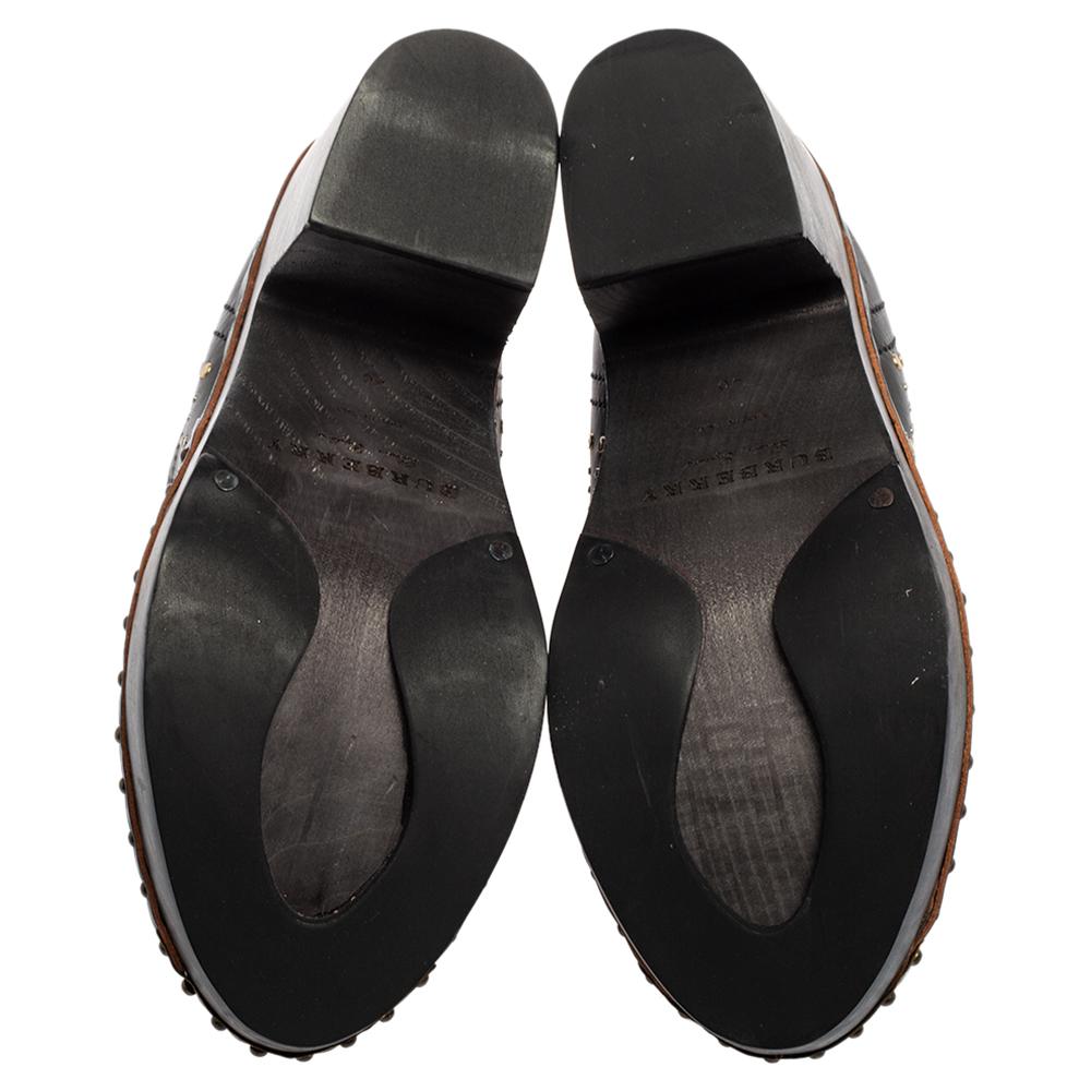 Burberry Black Leather Antrim Clog Platform Ankle Boots Size 40 In New Condition In Dubai, Al Qouz 2
