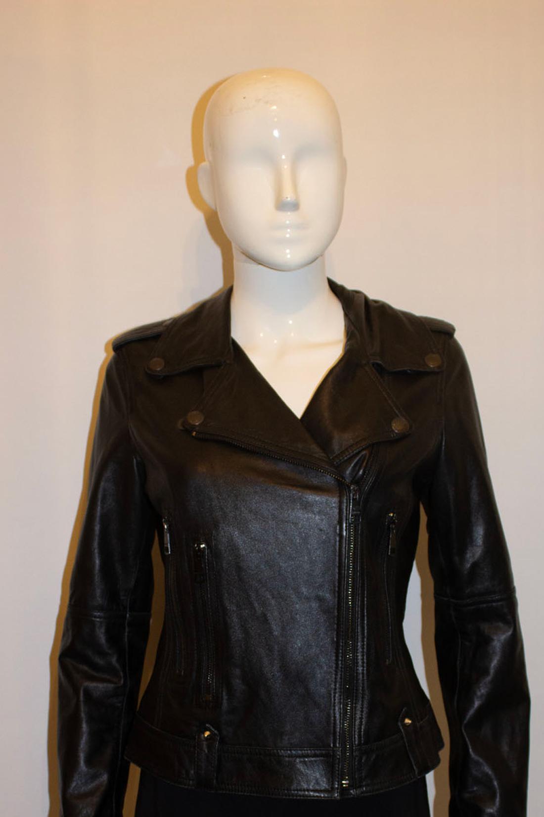 Burberry Black Leather Bomber Jacket For Sale 2