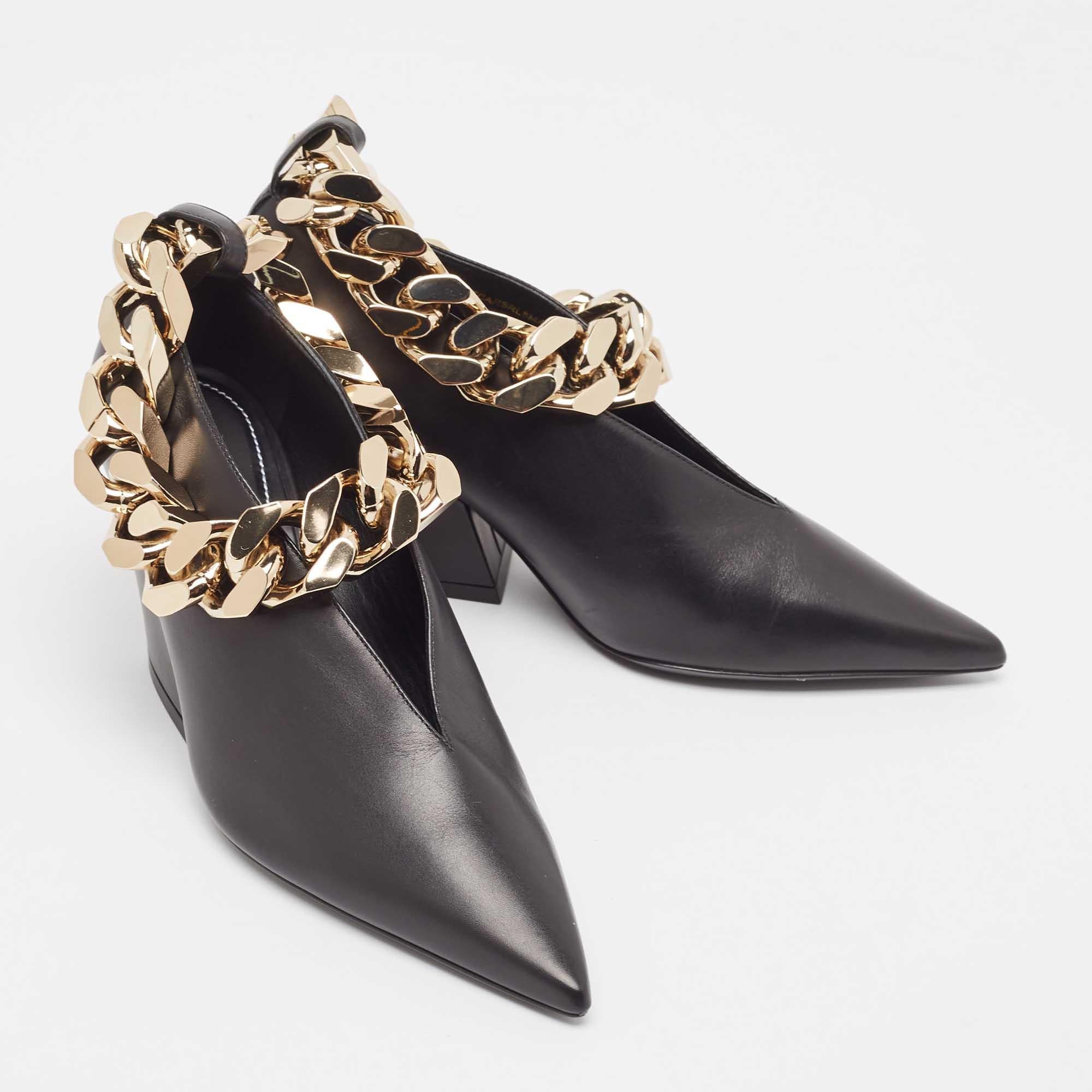 Burberry - Escarpins à chaîne en cuir noir Brierfield - Taille 36 Bon état - En vente à Dubai, Al Qouz 2