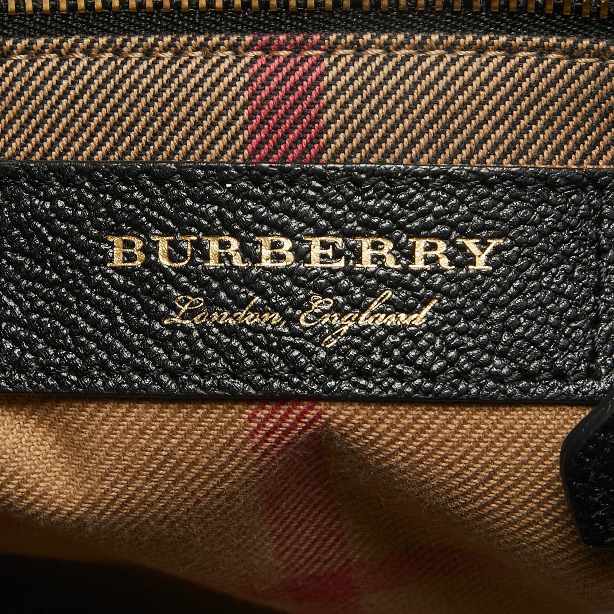 Burberry Black Leather Buckle Flap Tote For Sale 8