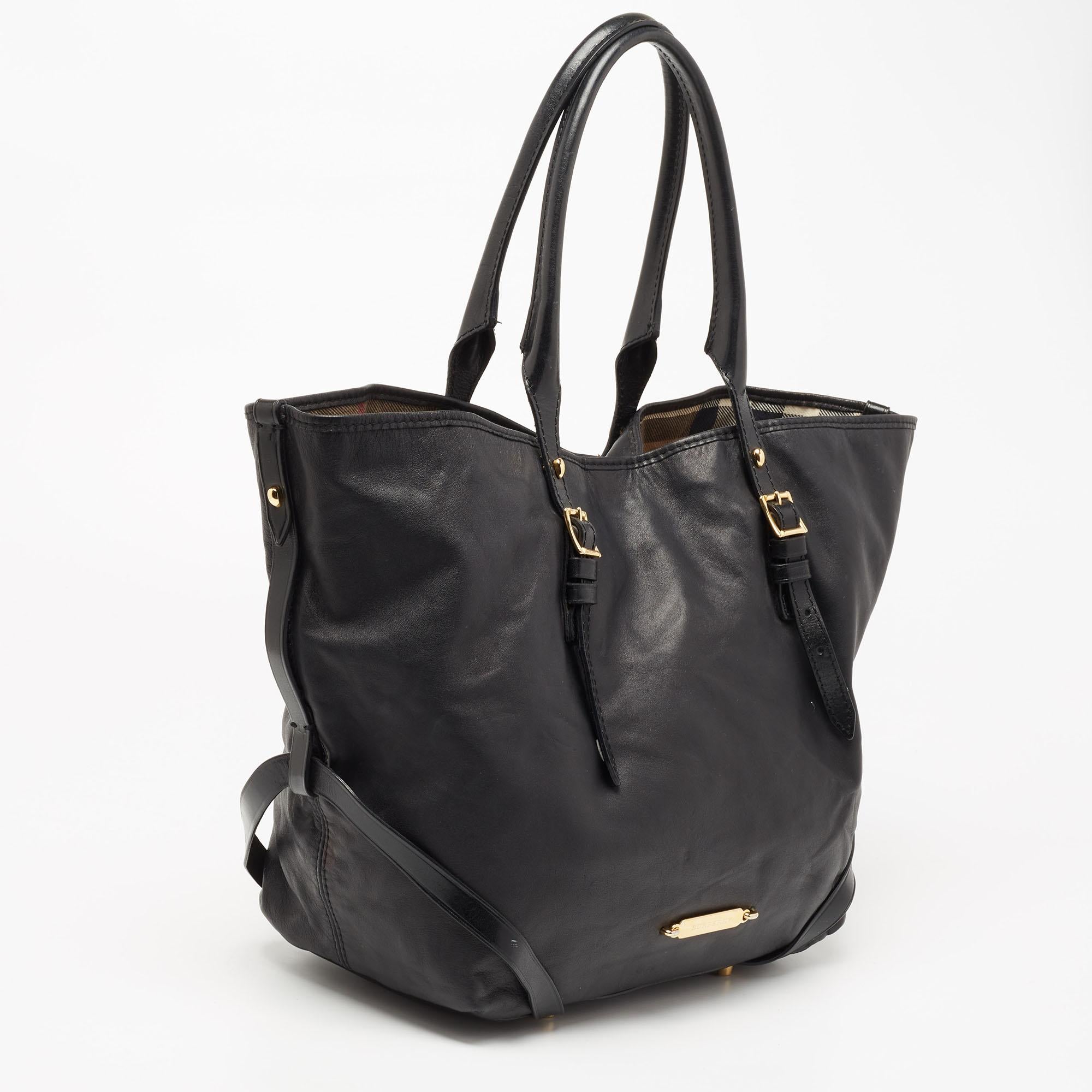 Women's Burberry Black Leather Canterbury Tote
