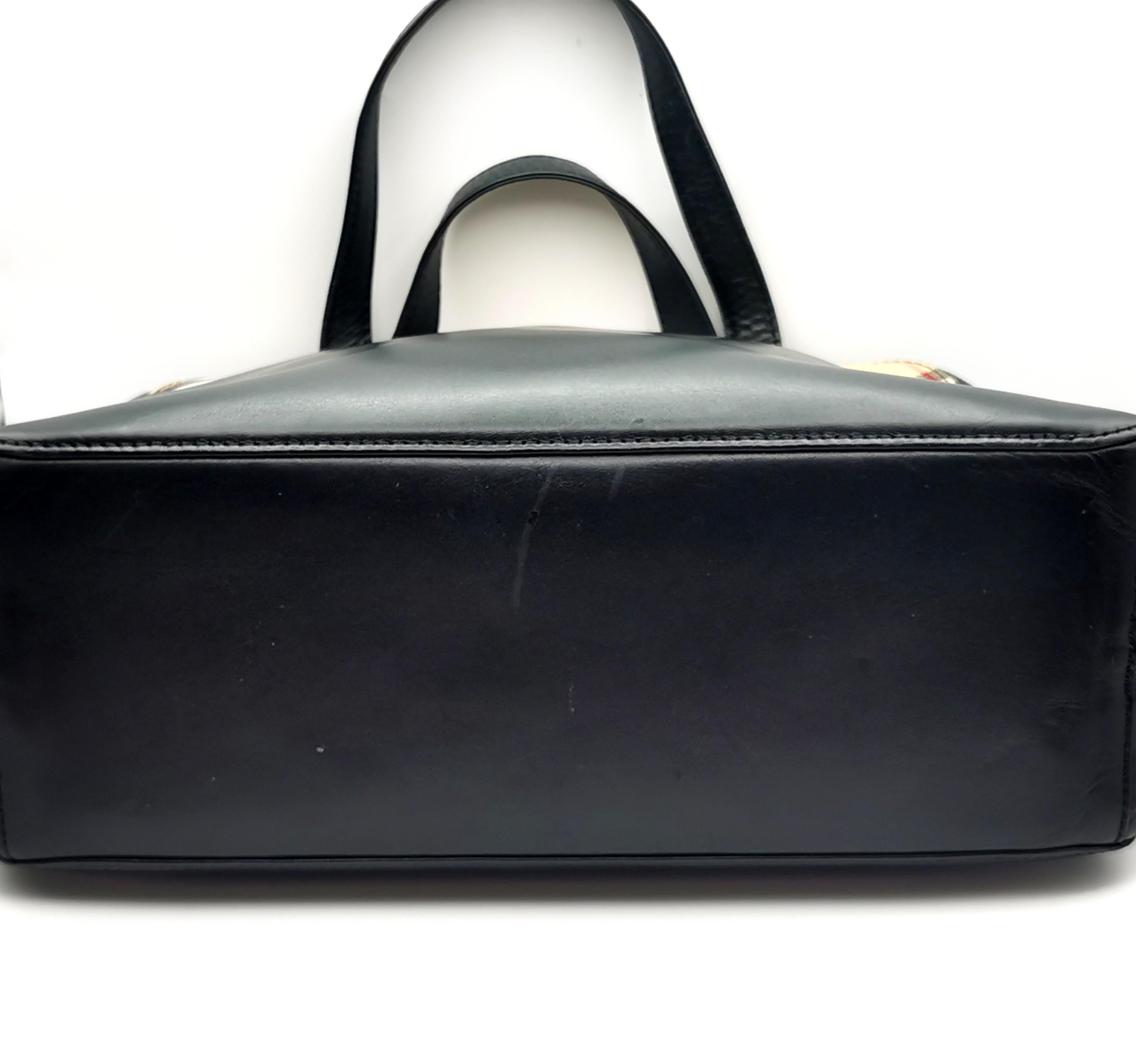 Bolso Burberry de piel negra con ribete de cuadros en venta 8
