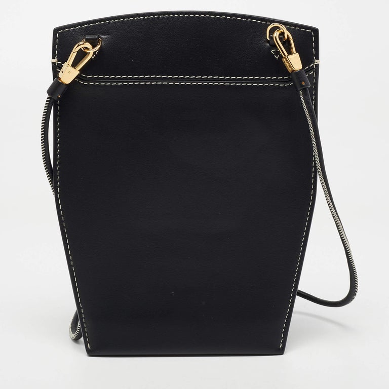 Burberry Black Leather Crossbody Bag For Sale at 1stDibs