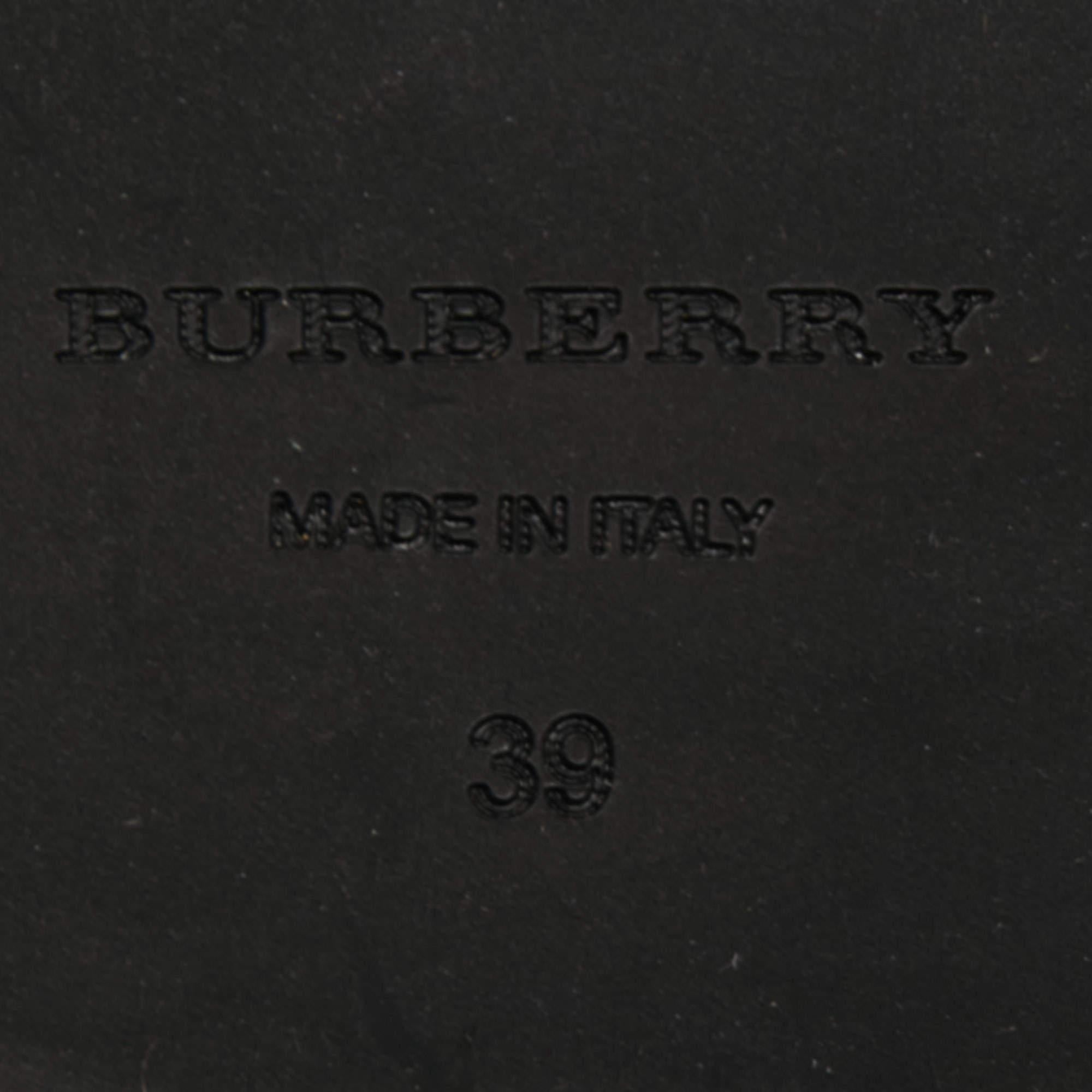 Burberry Black Leather Deardown Oxfords Size 39 4