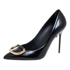 Burberry Black Leather Flanagan Pointed Toe Pumps Size 39.5