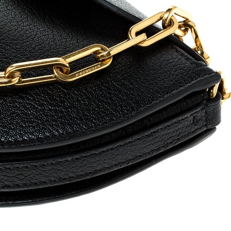 Burberry Black Leather Half Circle Chain Shoulder Bag For Sale at 1stDibs