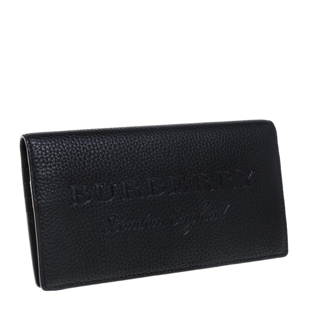 Burberry Black Leather Hastings Bifold Wallet In New Condition In Dubai, Al Qouz 2