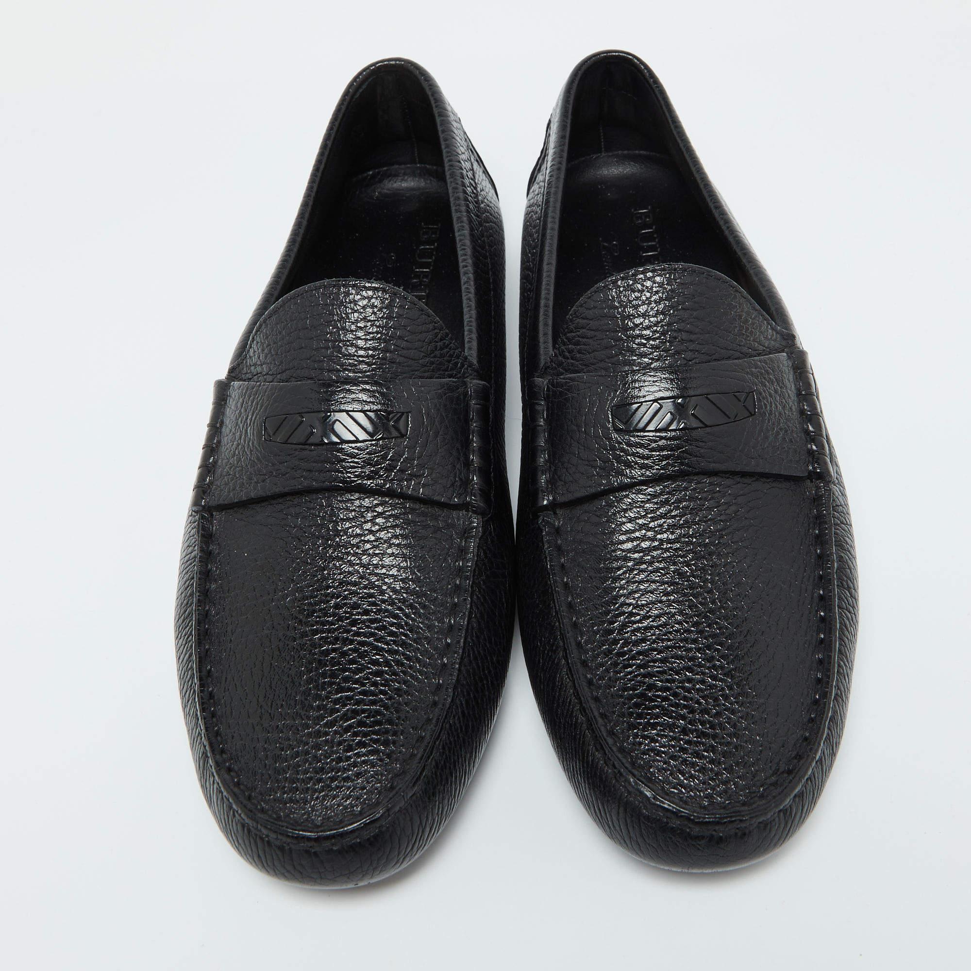 Noir Mocassins en cuir noir Burberry Taille 39