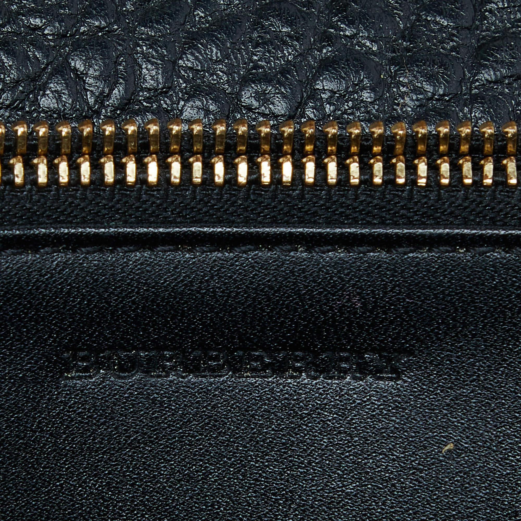 Burberry Black Leather Madison Crossbody Bag In Good Condition In Dubai, Al Qouz 2