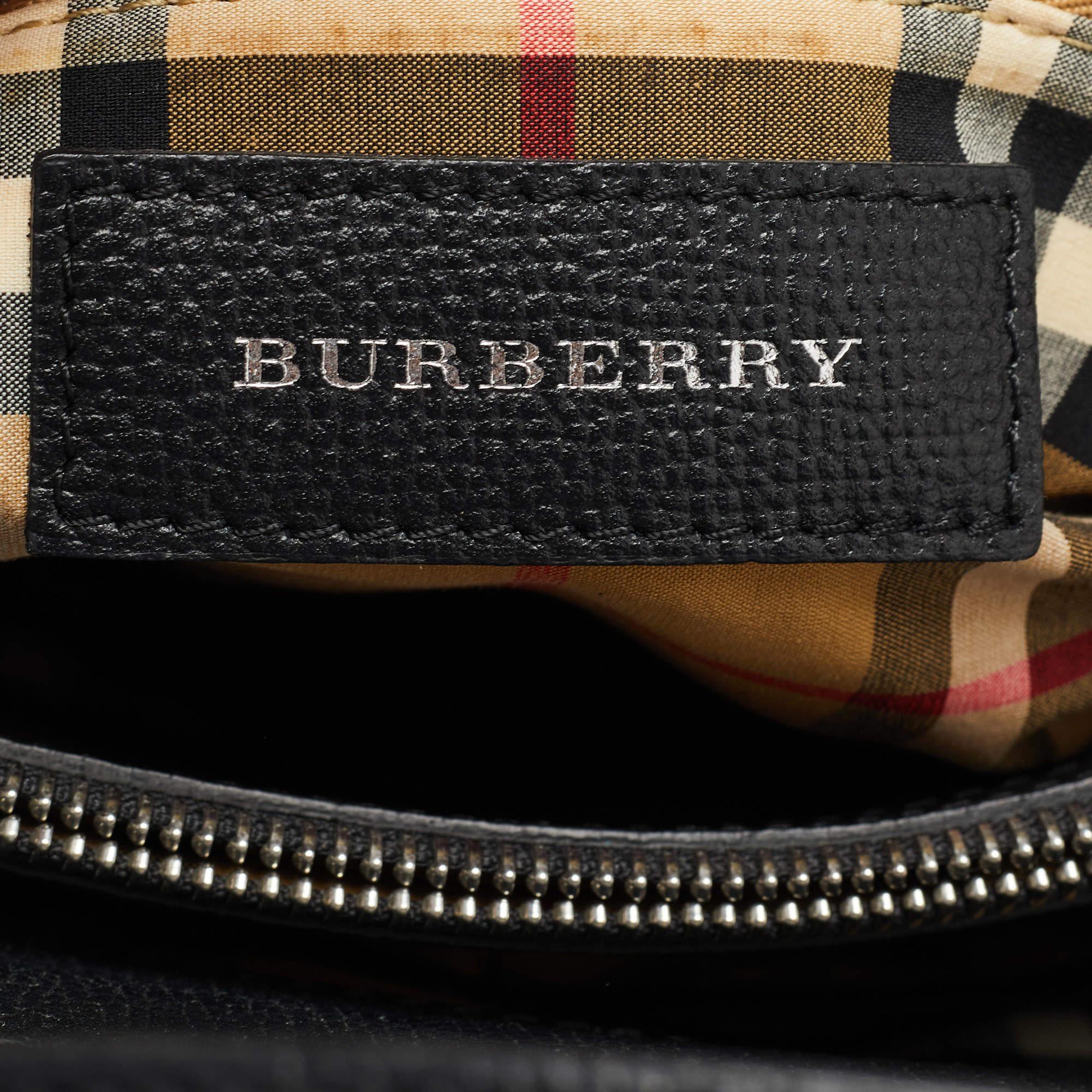Burberry Medium Banner-Tasche aus schwarzem Leder 4