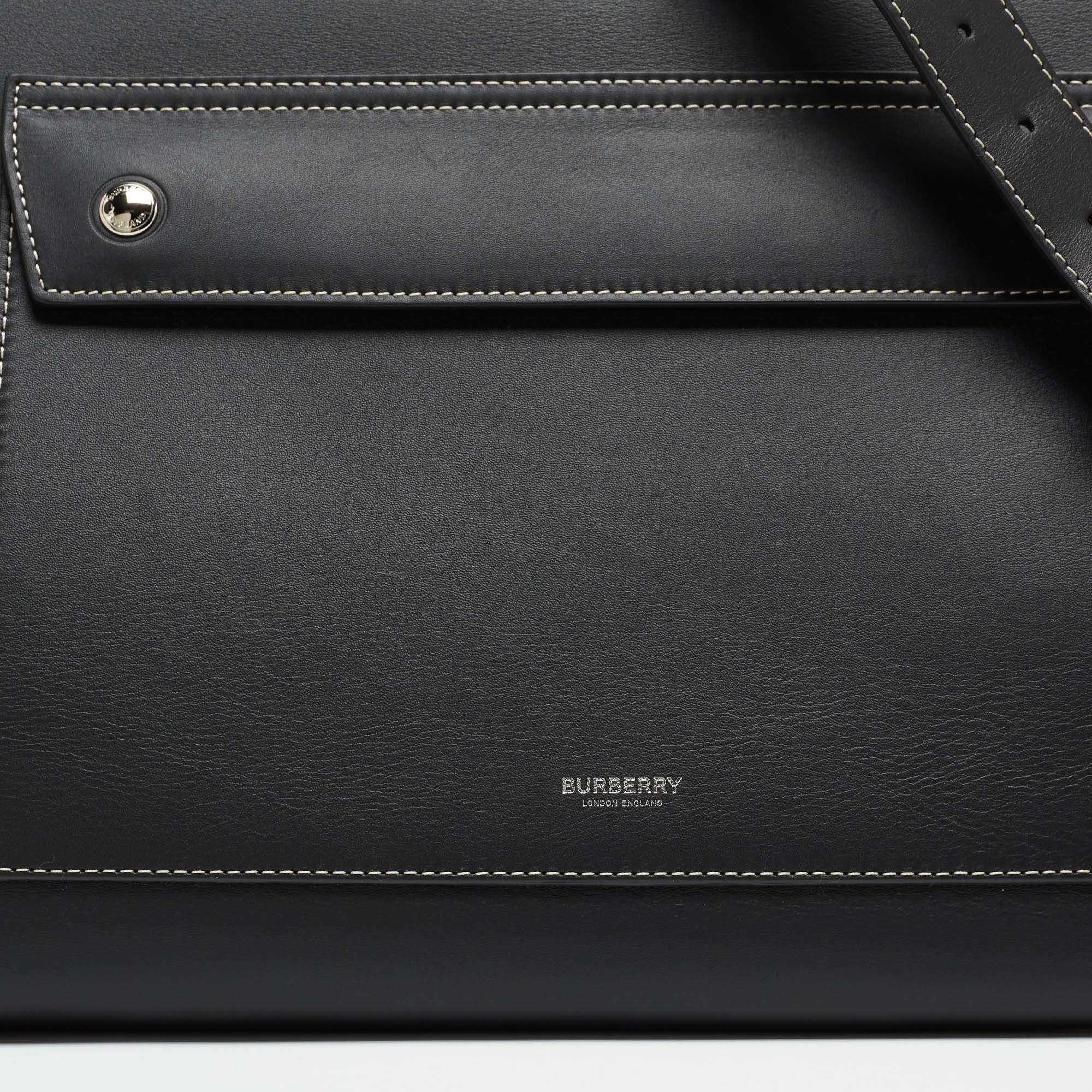 Burberry - Fourre-tout moyen à pochettes souples en cuir noir en vente 3