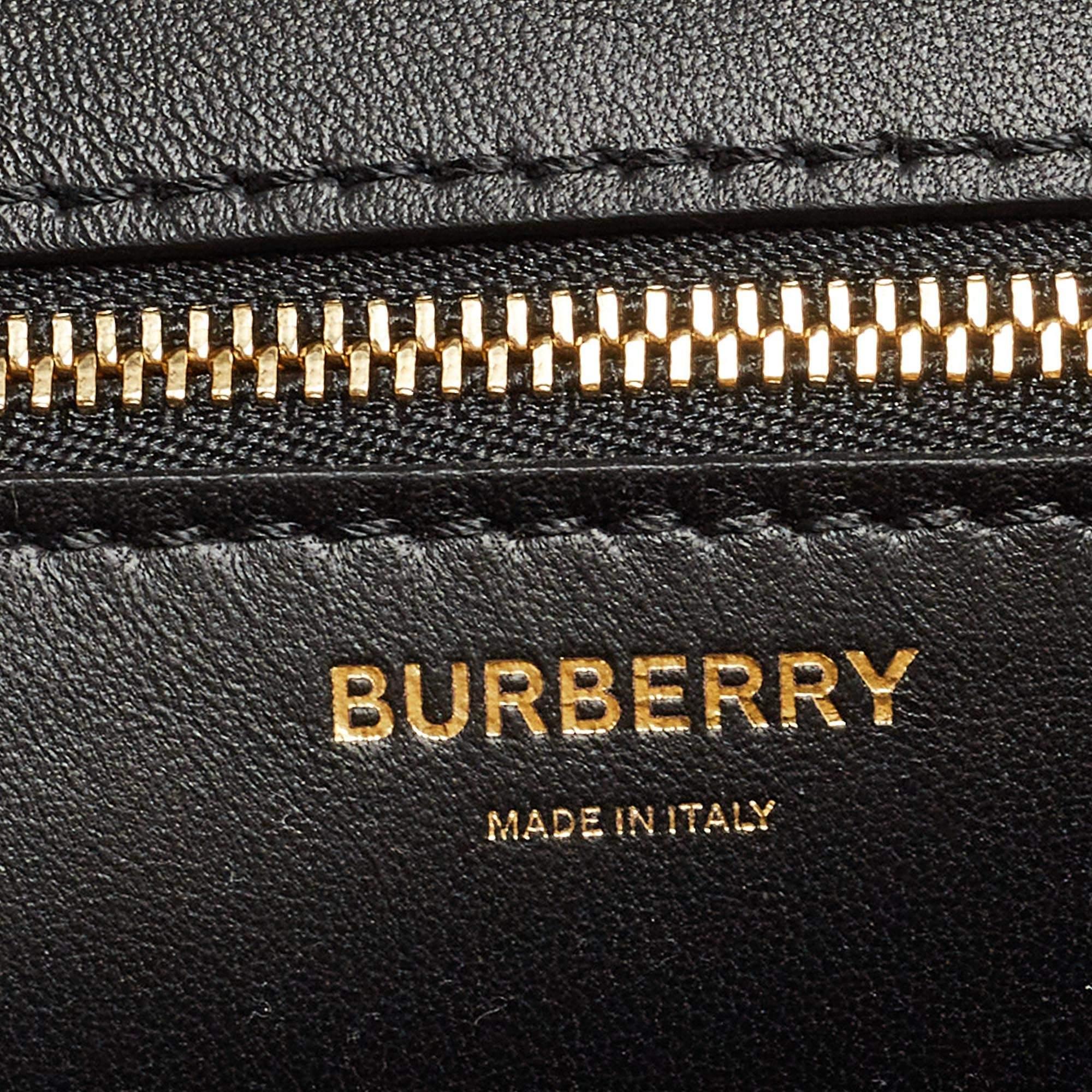 Burberry Black Leather Medium TB Shoulder Bag For Sale 3