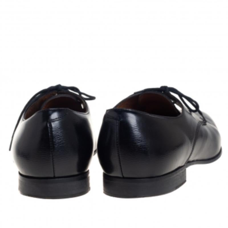 Burberry Black Leather Millstead Lace Up Oxfords Size 43 In Good Condition For Sale In Dubai, Al Qouz 2