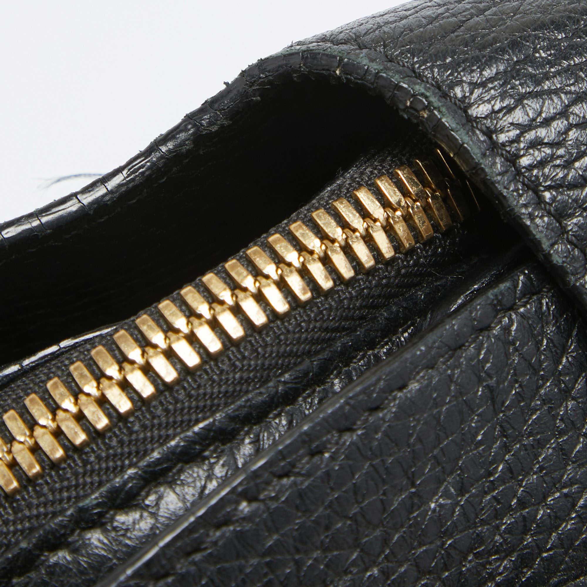 Burberry Schwarze Leder- Padlock-Klappentasche mit Klappe 4