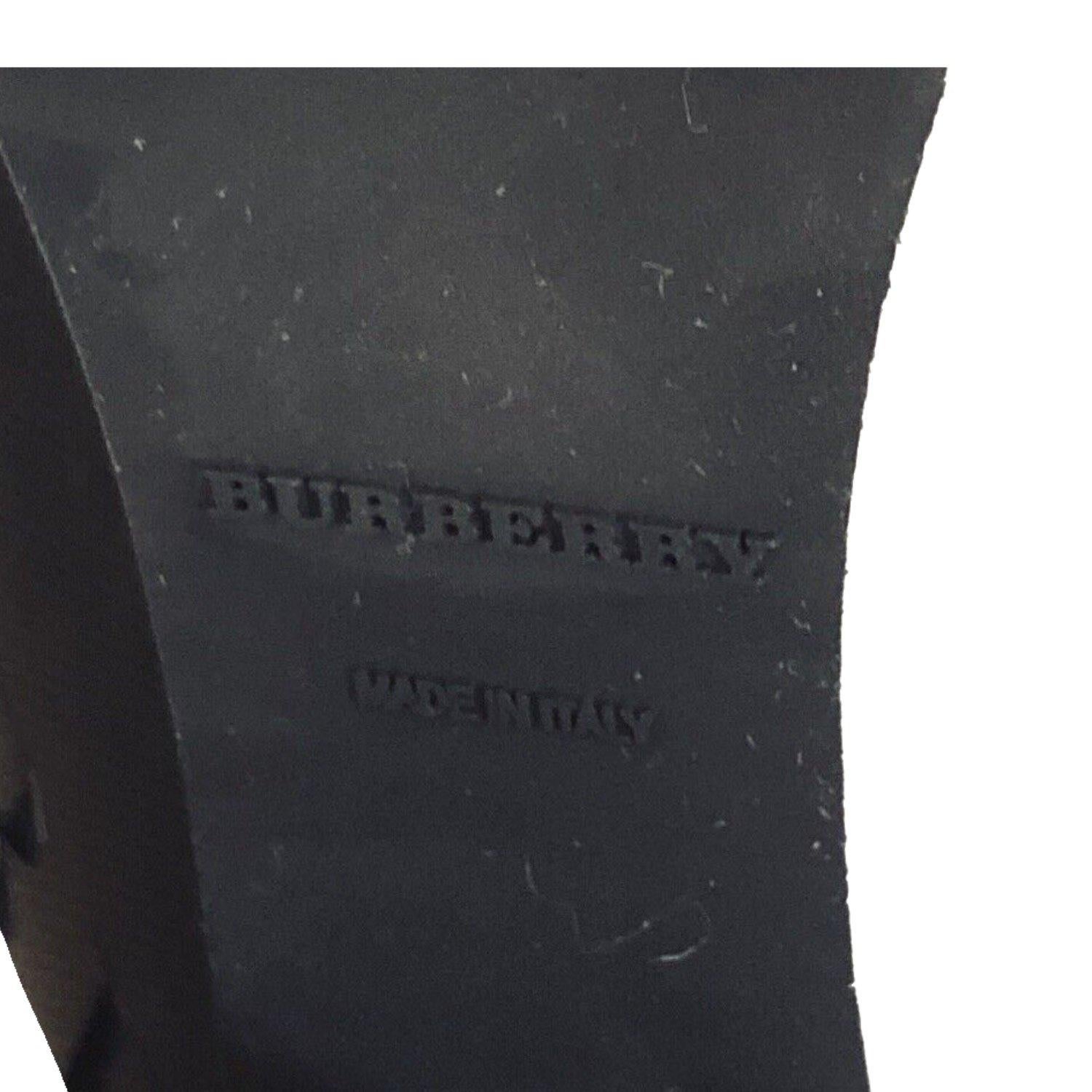 Burberry Black Leather Prorsum Angelsey Wedge (EU 40) For Sale 1
