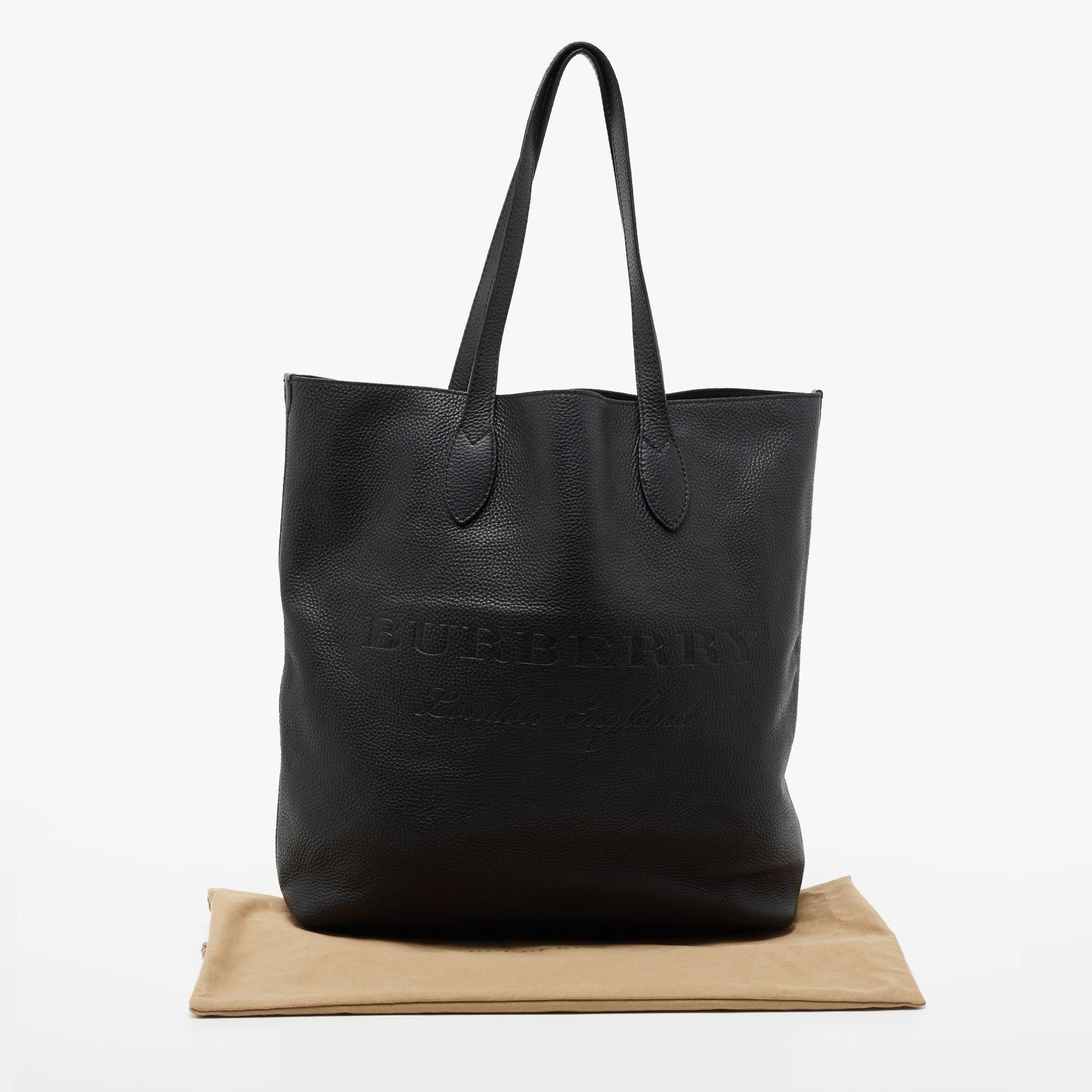 Burberry Black Leather Remington Shopper Tote For Sale at 1stDibs