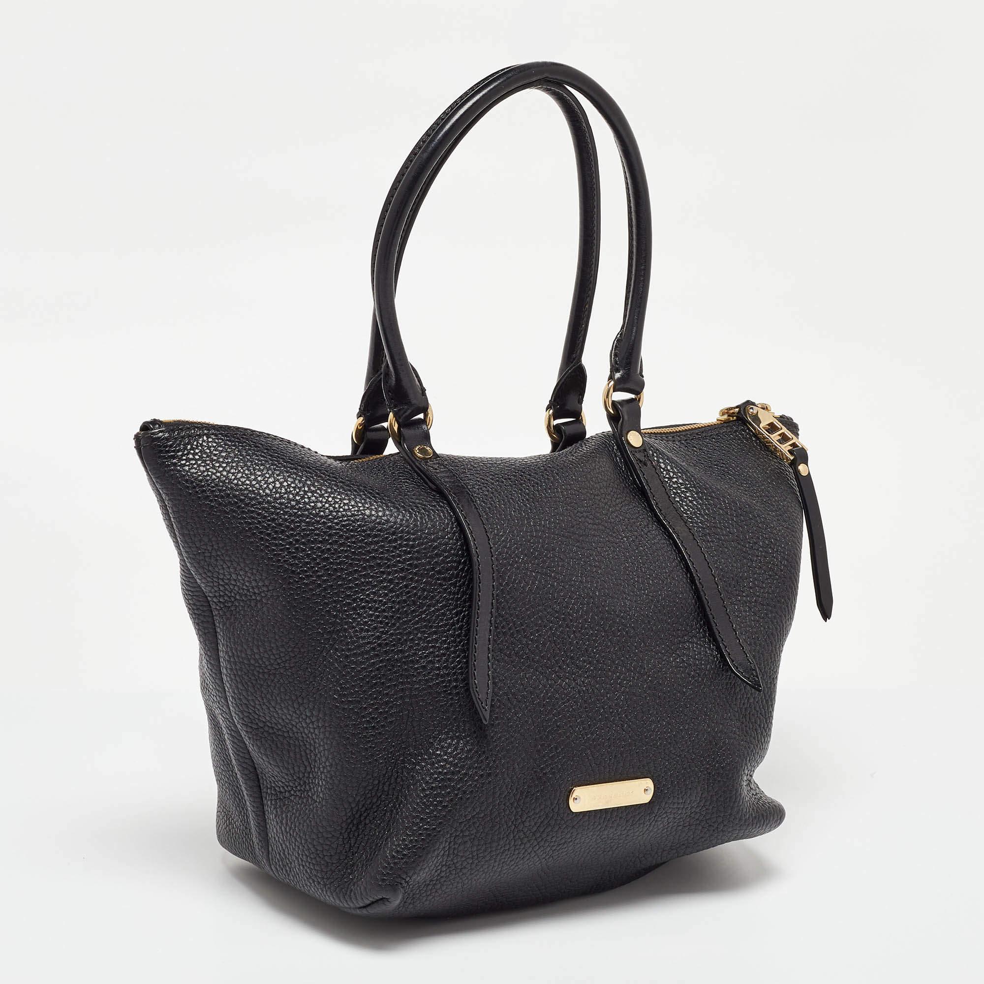 Burberry Black Leather Salisbury Tote In Good Condition For Sale In Dubai, Al Qouz 2