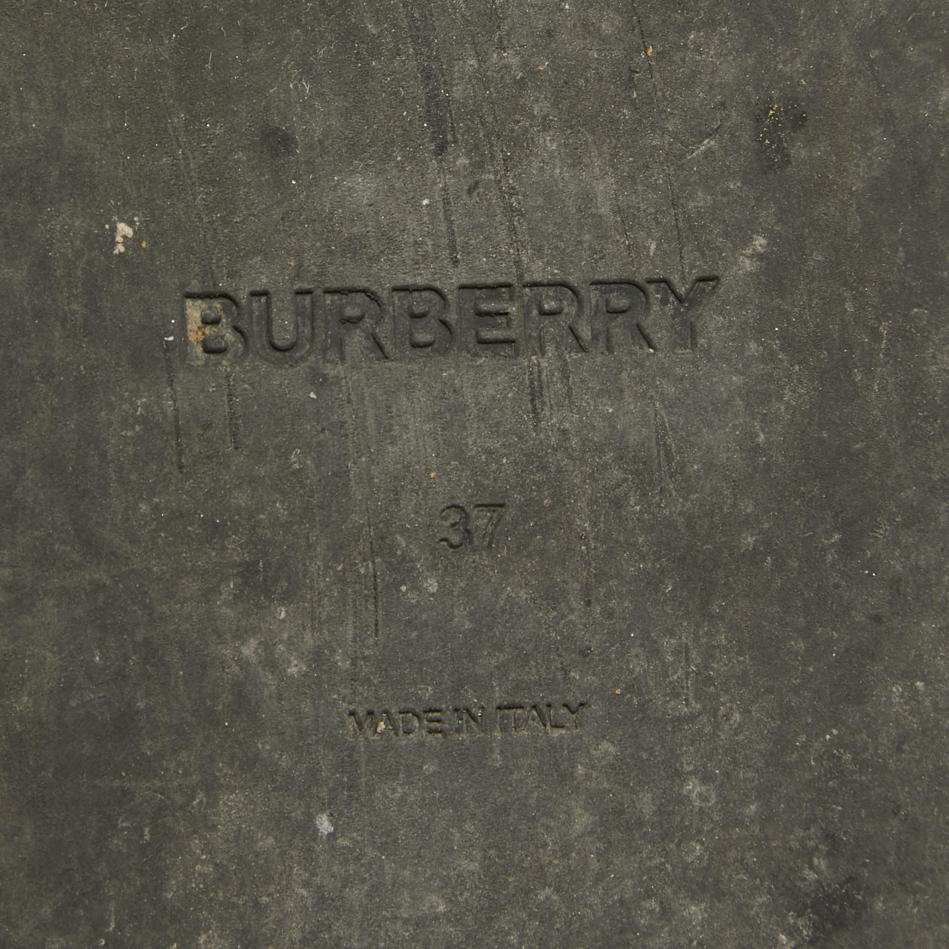 Burberry Sandali in pelle nera misura 37 4