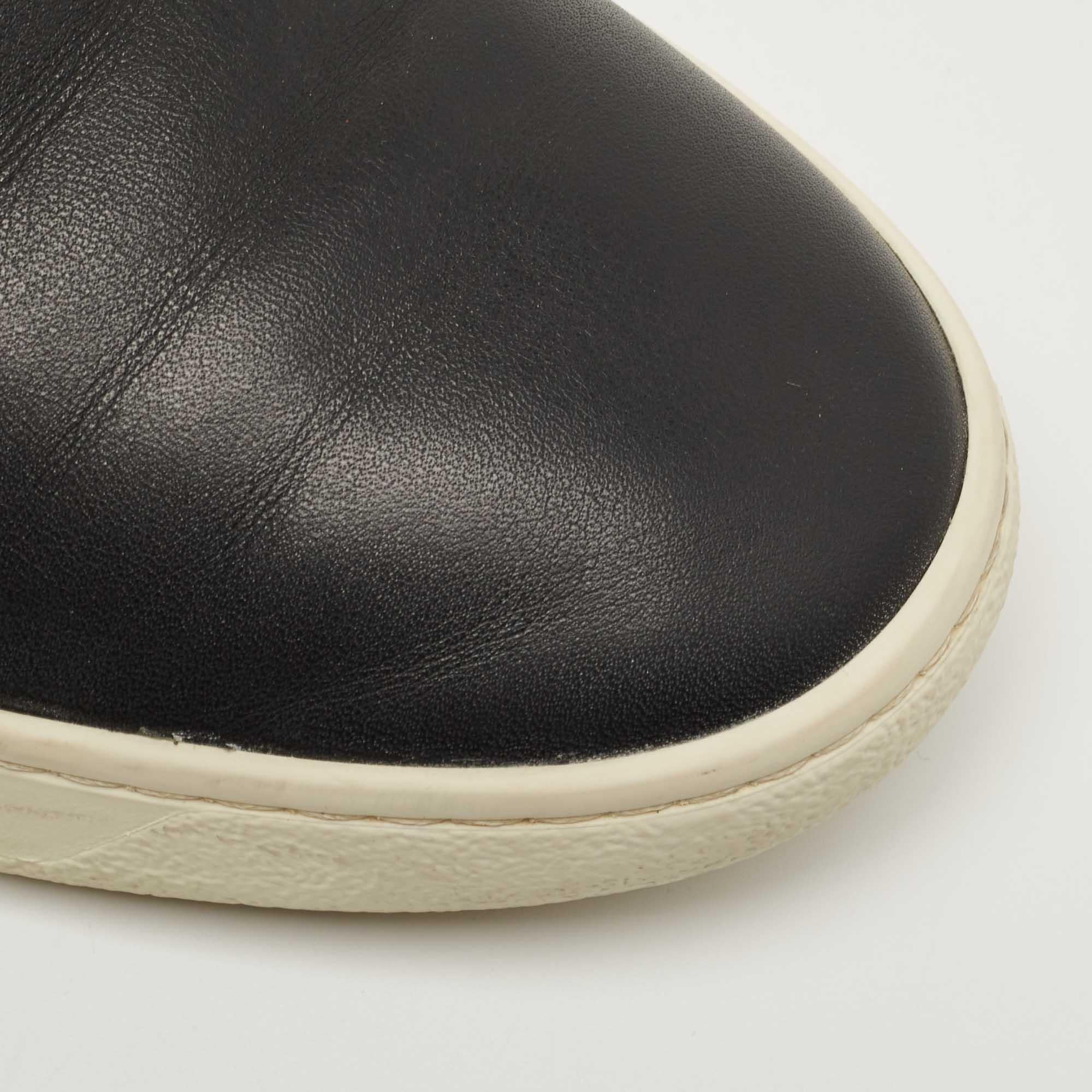 Burberry Black Leather Slip On Sneakers Size 43 For Sale 1