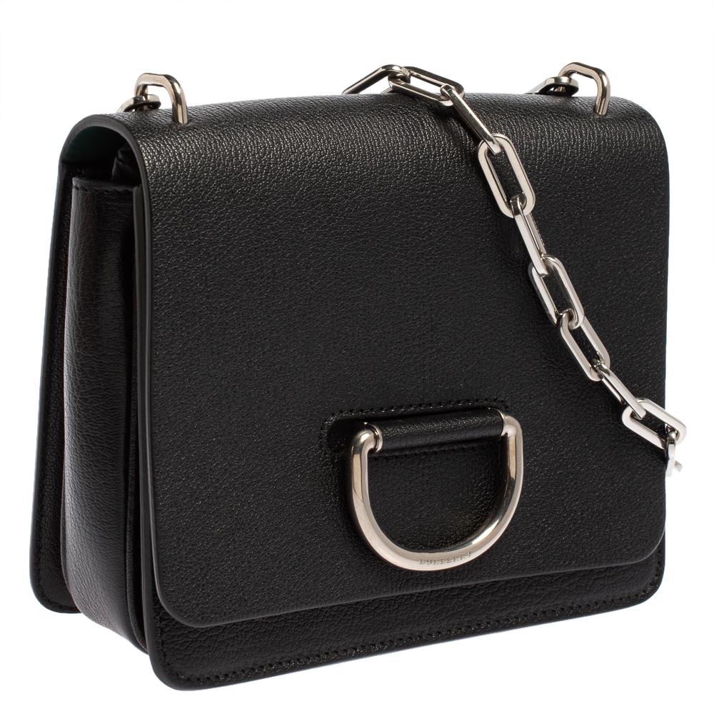 Burberry Black Leather Small D-Ring Chain Shoulder Bag In New Condition In Dubai, Al Qouz 2