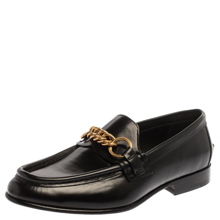 Burberry Black Leather Solway Chain Detail Slip On Loafers Size 41 at ...