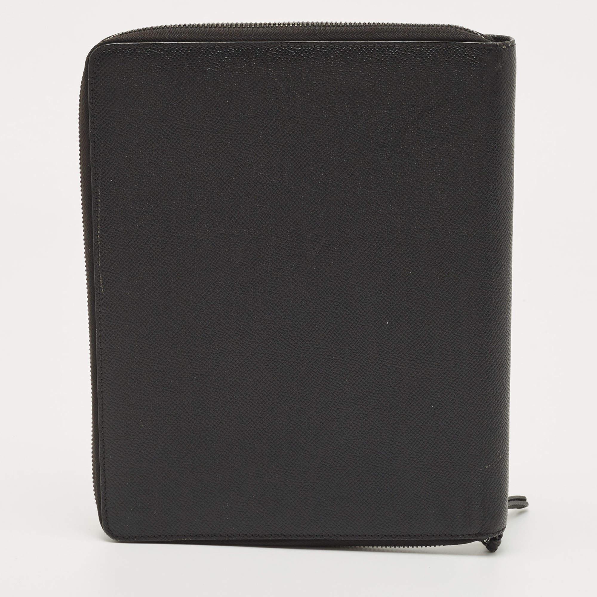 Women's Burberry Black Leather Tablet Case For Sale