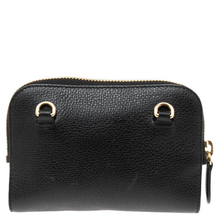 Burberry Black Leather Zip Crossbody Bag at 1stDibs