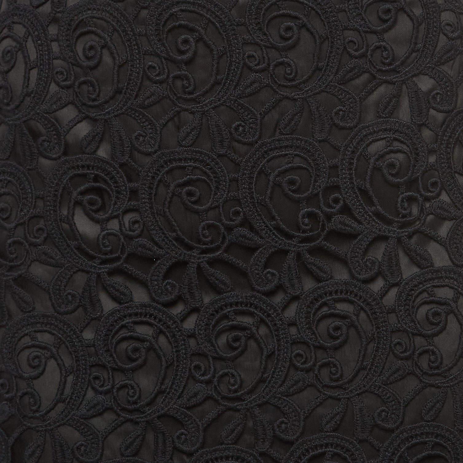 Burberry Black Macrame Lace Midi Pencil Skirt M For Sale 1