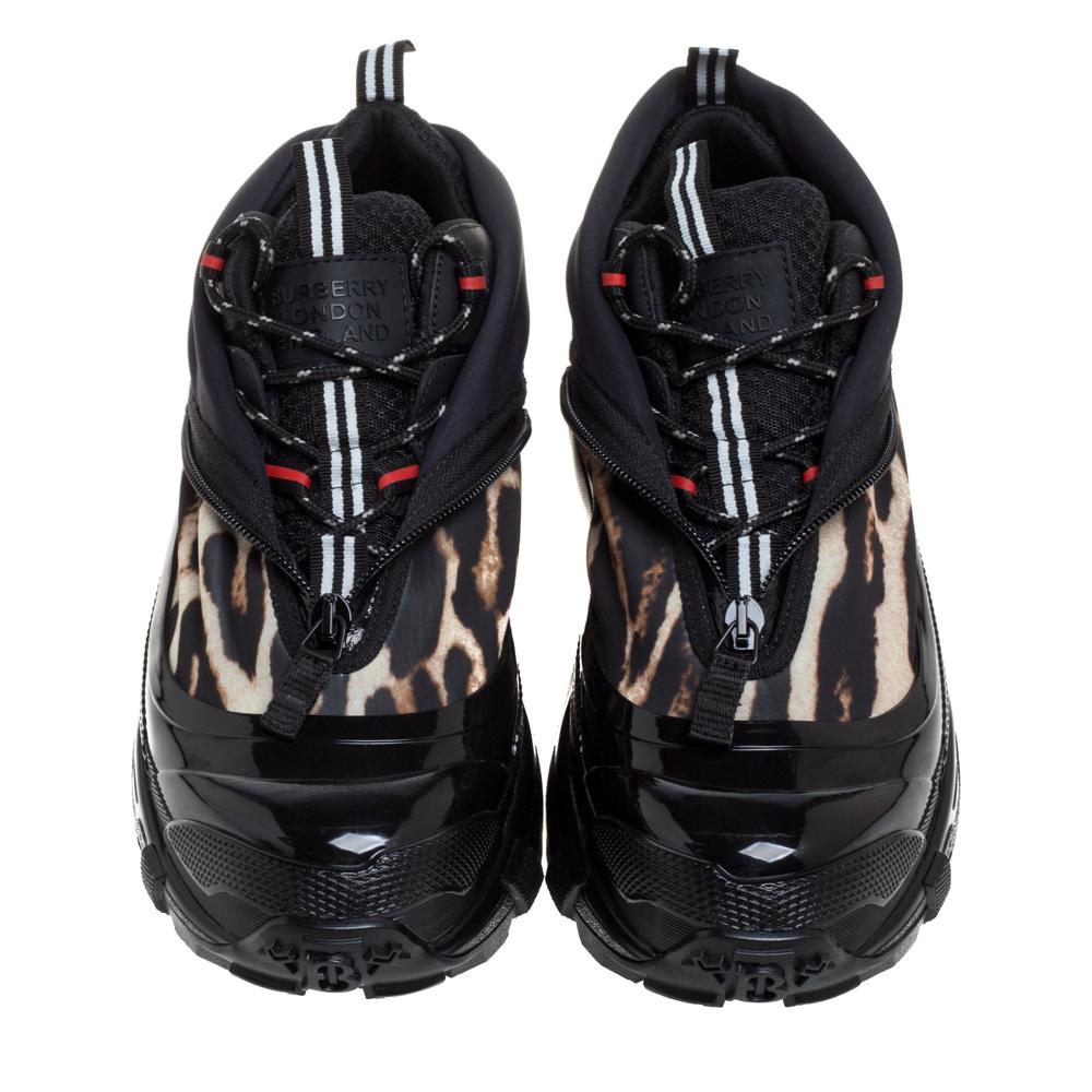 Burberry Black Mesh And Leopard Print Satin Arthur Low Top Sneakers Size 42 In New Condition In Dubai, Al Qouz 2