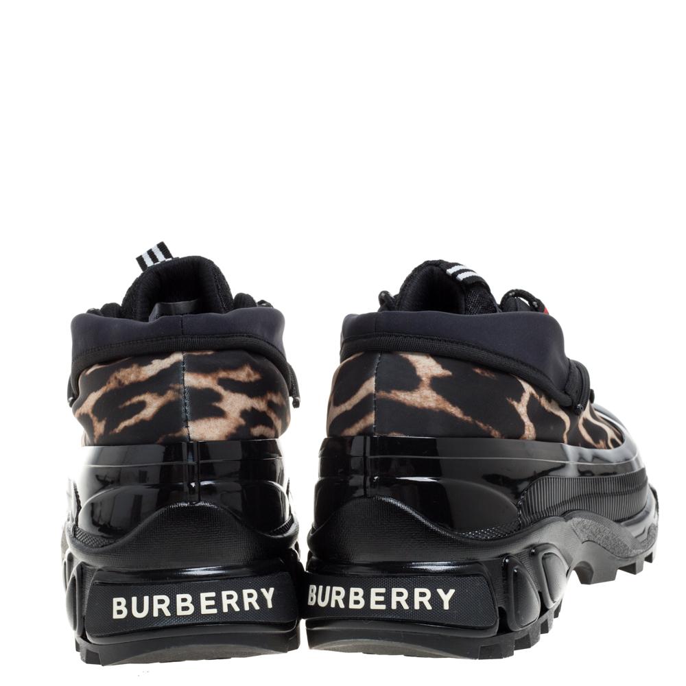Burberry Black Mesh And Leopard Print Satin Arthur Low Top Sneakers Size 42.5 In New Condition In Dubai, Al Qouz 2