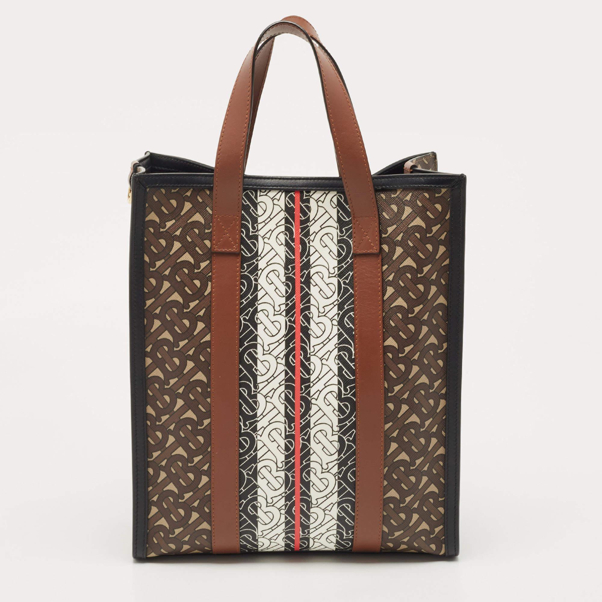 Be it your daily commute to work, shopping sprees, and vacations, a tote bag will never fail you. This designer creation is made to last and assist you in your fashion-filled days.

Includes: Original Dustbag, Detachable Strap
