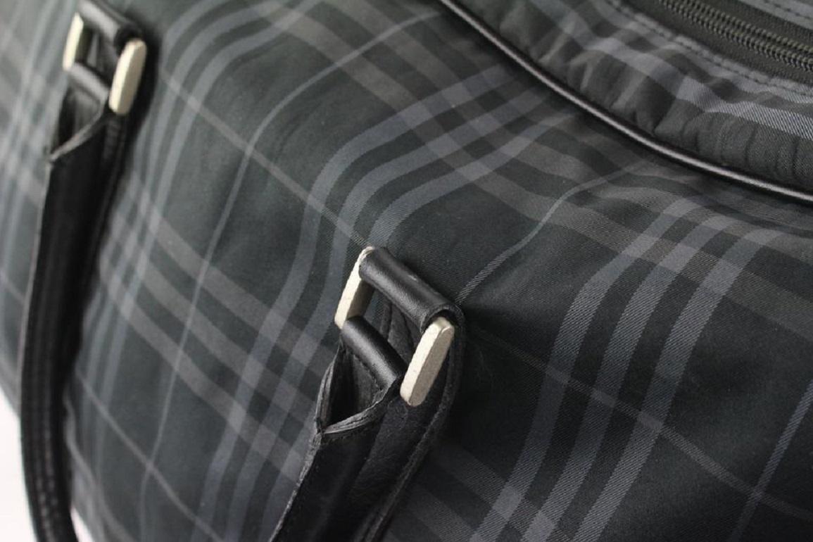 Burberry Black Nova Check Boston Duffle Bag with Strap 629bur616 For Sale 3
