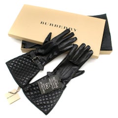 Burberry Black Patent Aged Leather Buckle Detail Gloves