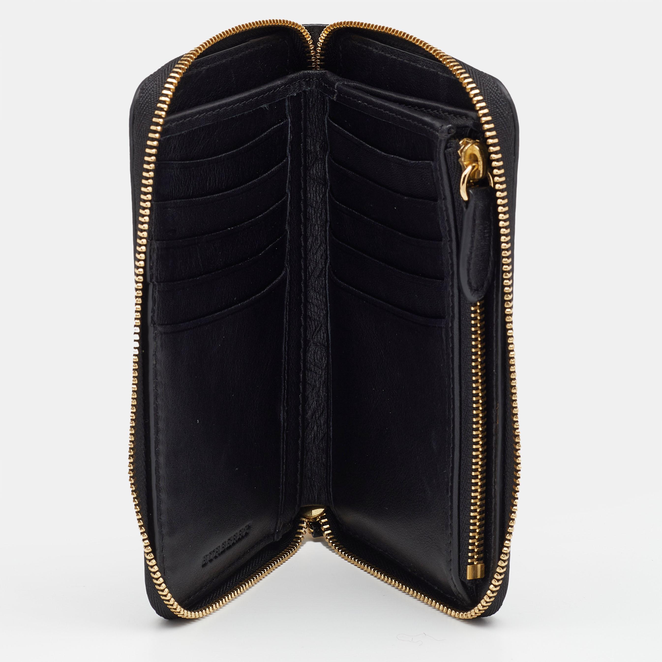 Burberry Black Patent Leather Elmore London Zip Around Wallet 5