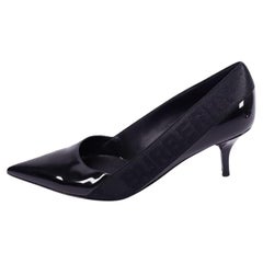 Burberry Schwarzes Lackleder Kitten Heel Pumps - EU 36.5