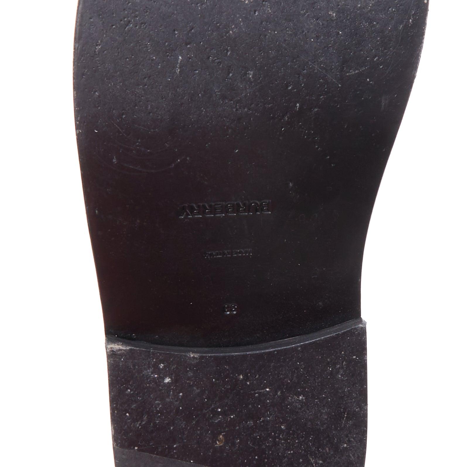 BURBERRY cuir verni noir T-bar overstitch maryjane flats EU38 5