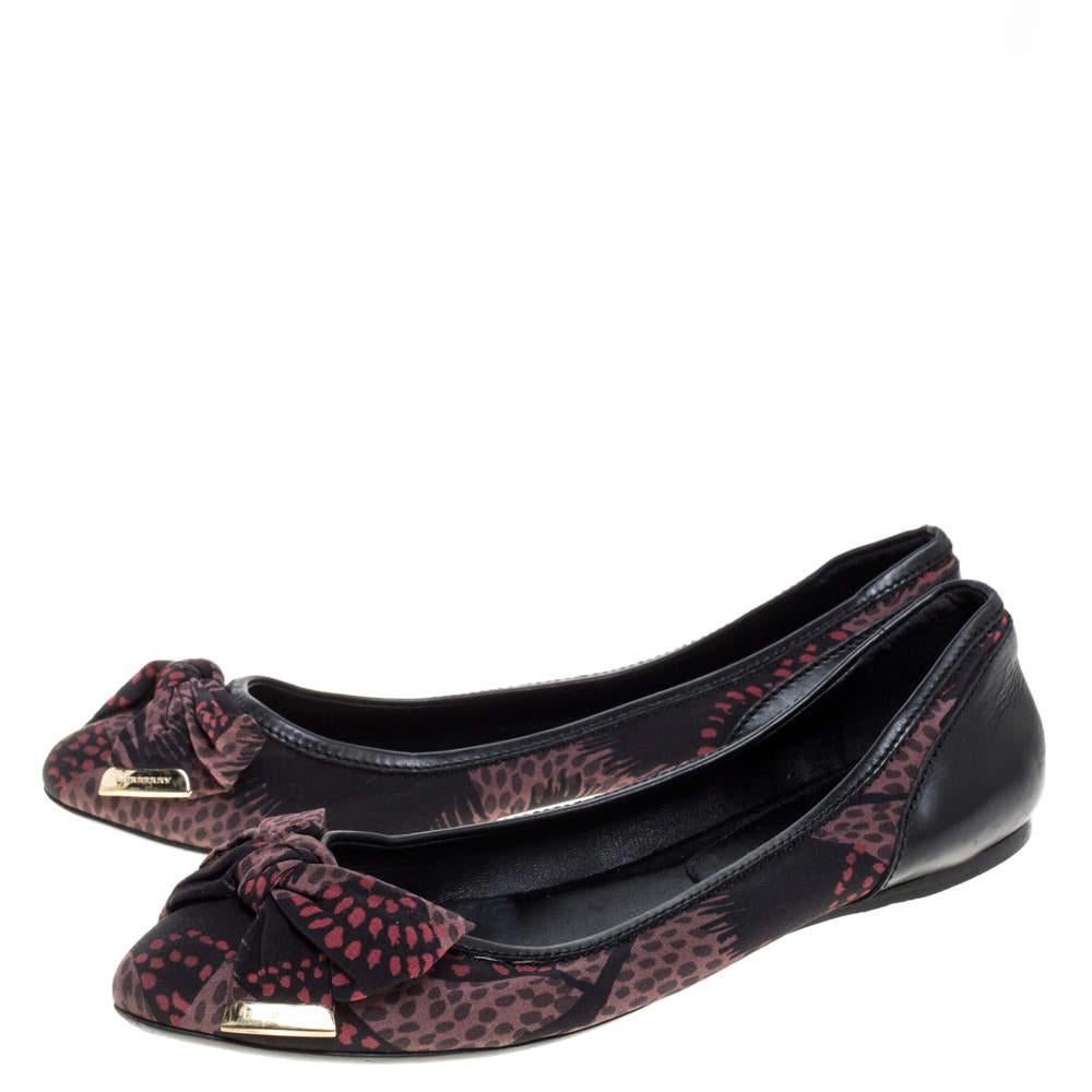 Women's Burberry Black Printed Satin Bow Ballet Flats Size 38
