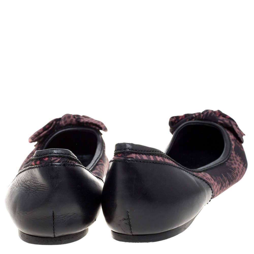 Burberry Black Printed Satin Bow Ballet Flats Size 38 1
