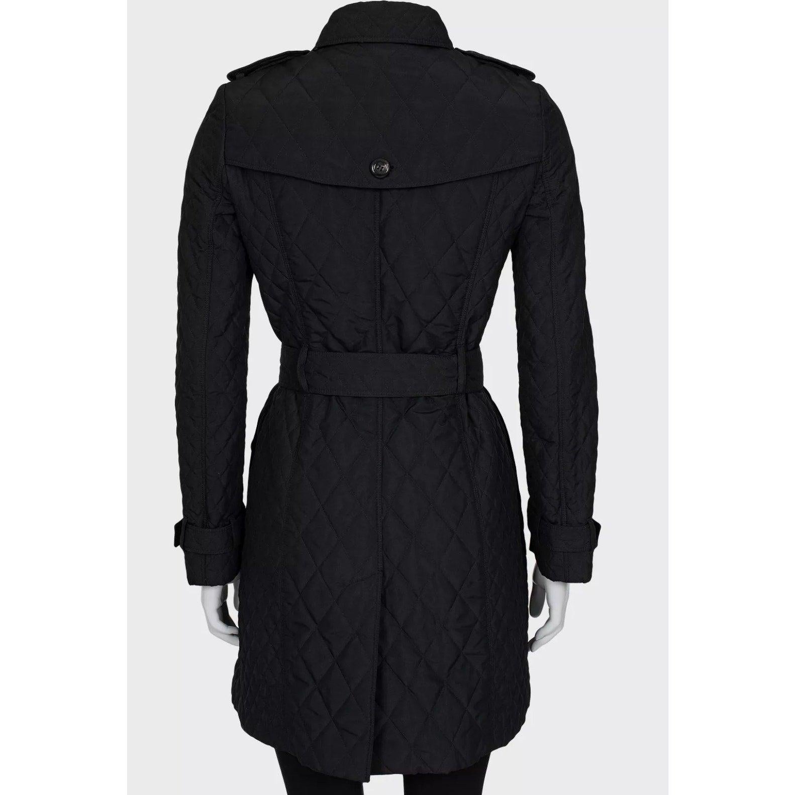 Burberry Abrigo acolchado negro con cinturón - Talla XS (IT38) Negro en venta