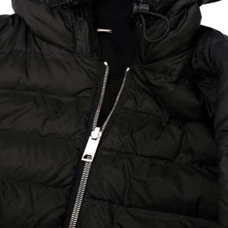 Women's or Men's Burberry Black Quilted Down Hooded Jacket For Sale