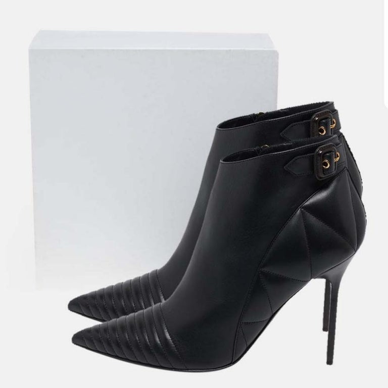 Burberry Black Quilted Leather Alexandra Pointed Toe Ankle Boots Size 40  For Sale at 1stDibs