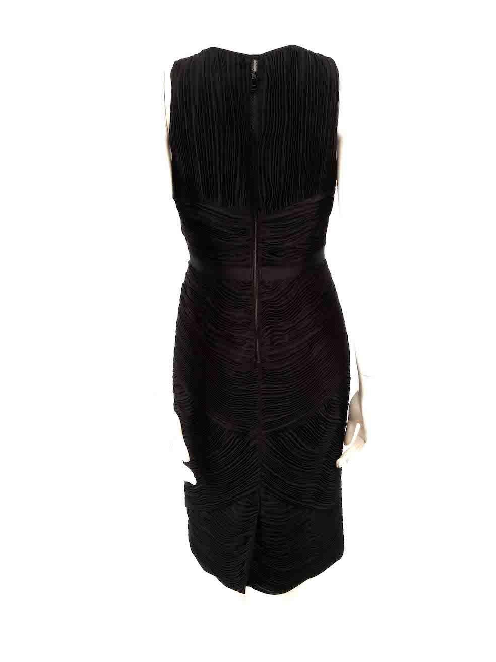 Burberry Black Ruched Pleat Knee Length Dress Size M In Good Condition For Sale In London, GB