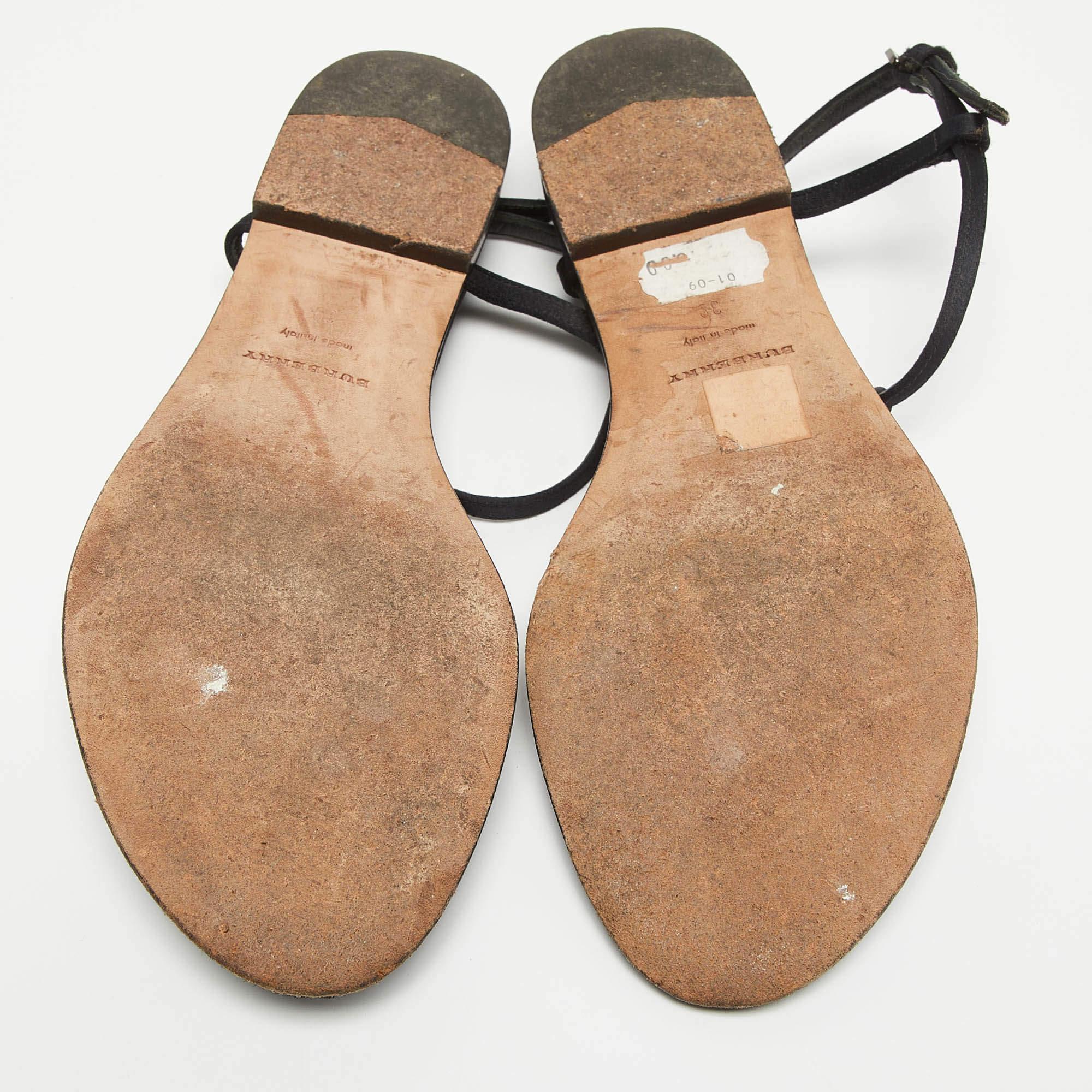 Burberry Black Satin Embellished Thong Flat Sandals Size 39 For Sale 2
