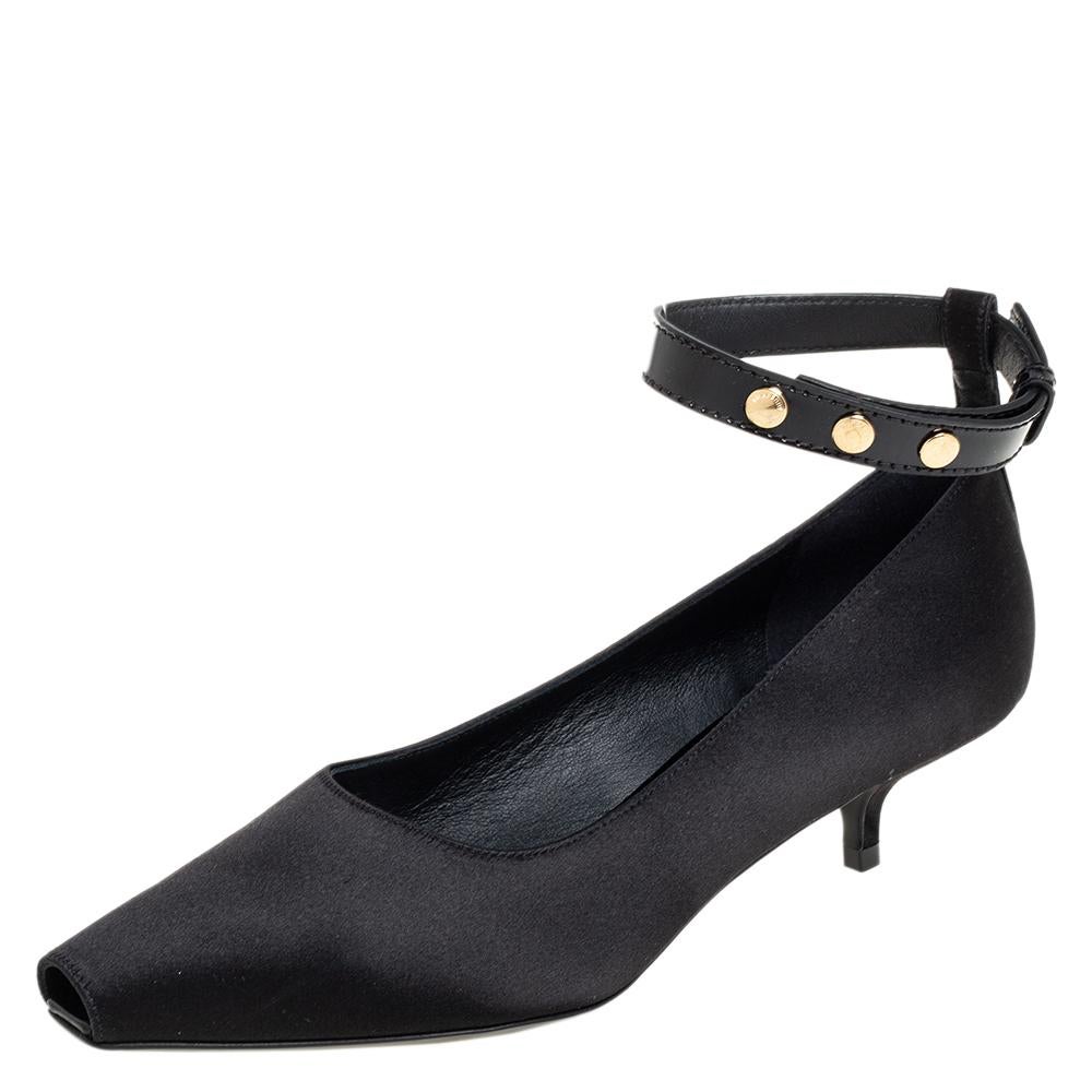 Burberry 2025 heel shoes