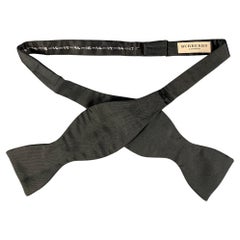 BURBERRY Schwarze Seidenfliege